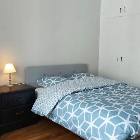 Paris La Defense アパート