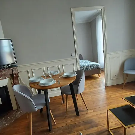 アパート Paris La Defense ラ・ガレンヌ・コロンブ