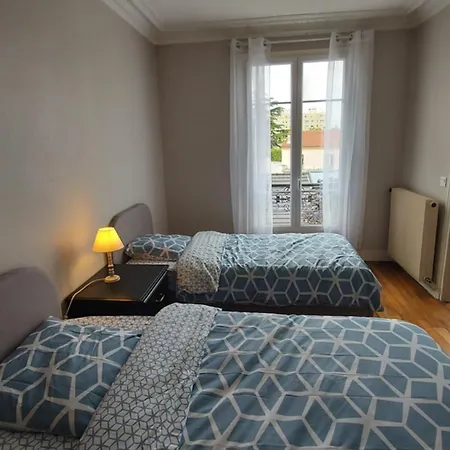 Paris La Defense Apartamento