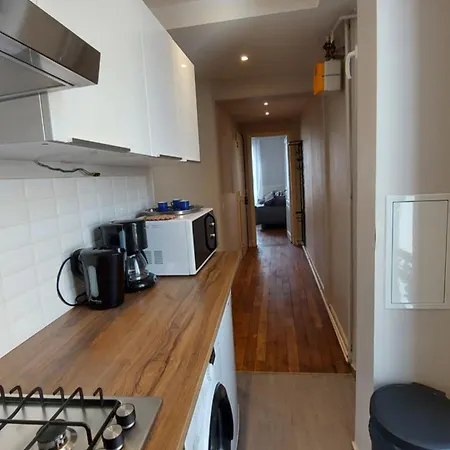 Paris La Defense * ラ・ガレンヌ・コロンブ