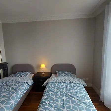 Paris La Defense Apartamento